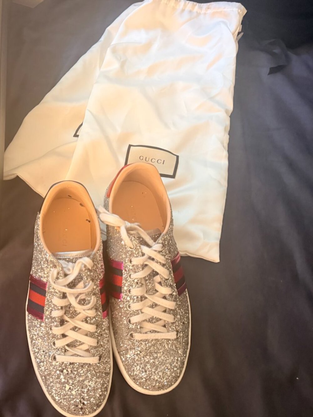 ✨AUTHENTIC GUCCI SILVER GLITTER ACE SNEAKERS SIZE 7✨